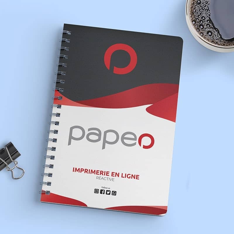 Brochure à spirales métalliques
